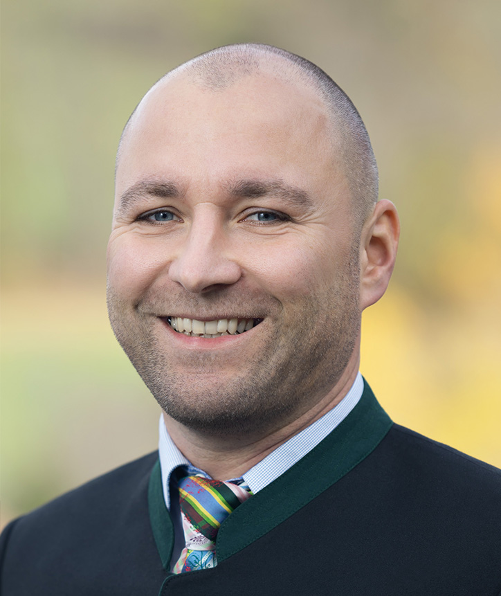 Direktor Lukas Friedl